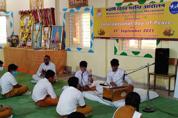 MVM Balaghat celebrated World Peace Day on 21st September 2021 with great enthusiasm.
